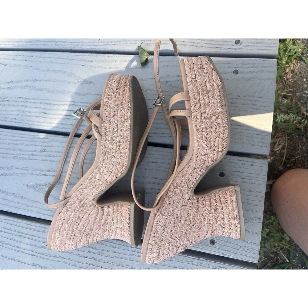 Marc Fisher Chunky Heel Strappy Sandals Women’s Size 10
